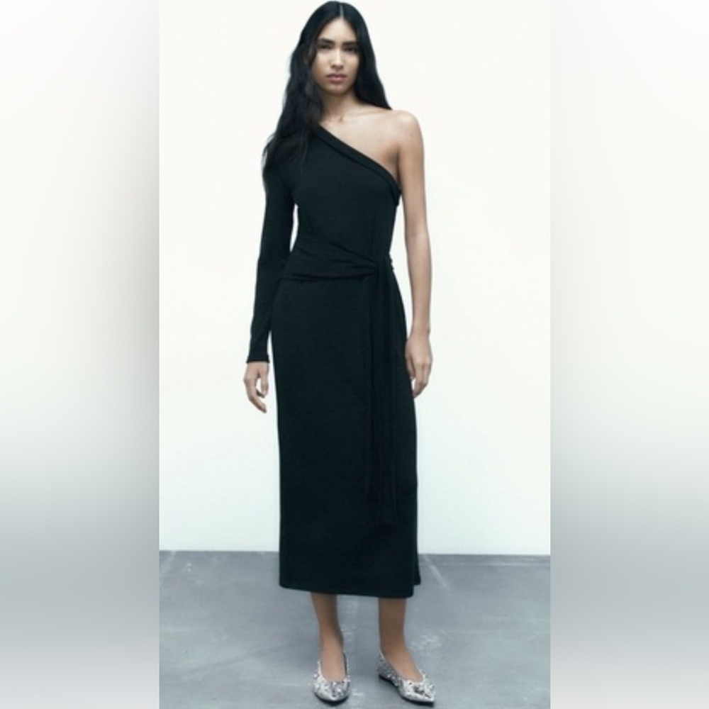 Zara Elegant Black One-Shoulder Dress size medium NWT